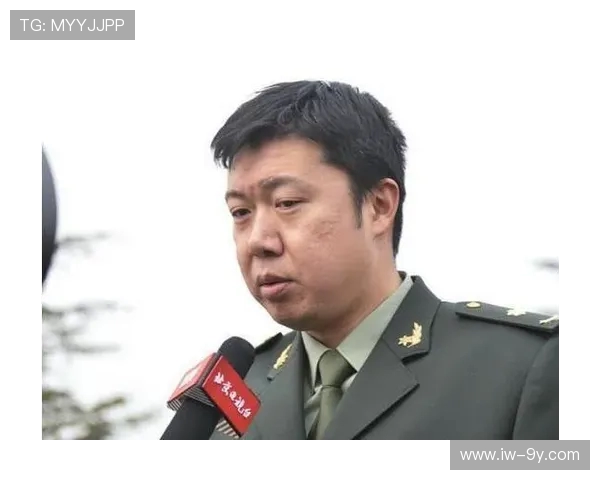 军人抗议足球事件引发广泛关注 社会各界意见分歧激烈